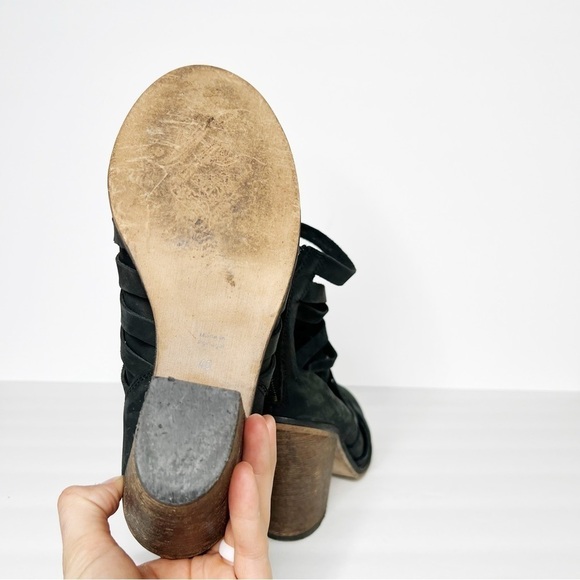 Free People Hybrid Leather Stacked Heeled Ankle Bootie Black Size 40 9 Women’s - Picture 2 of 8